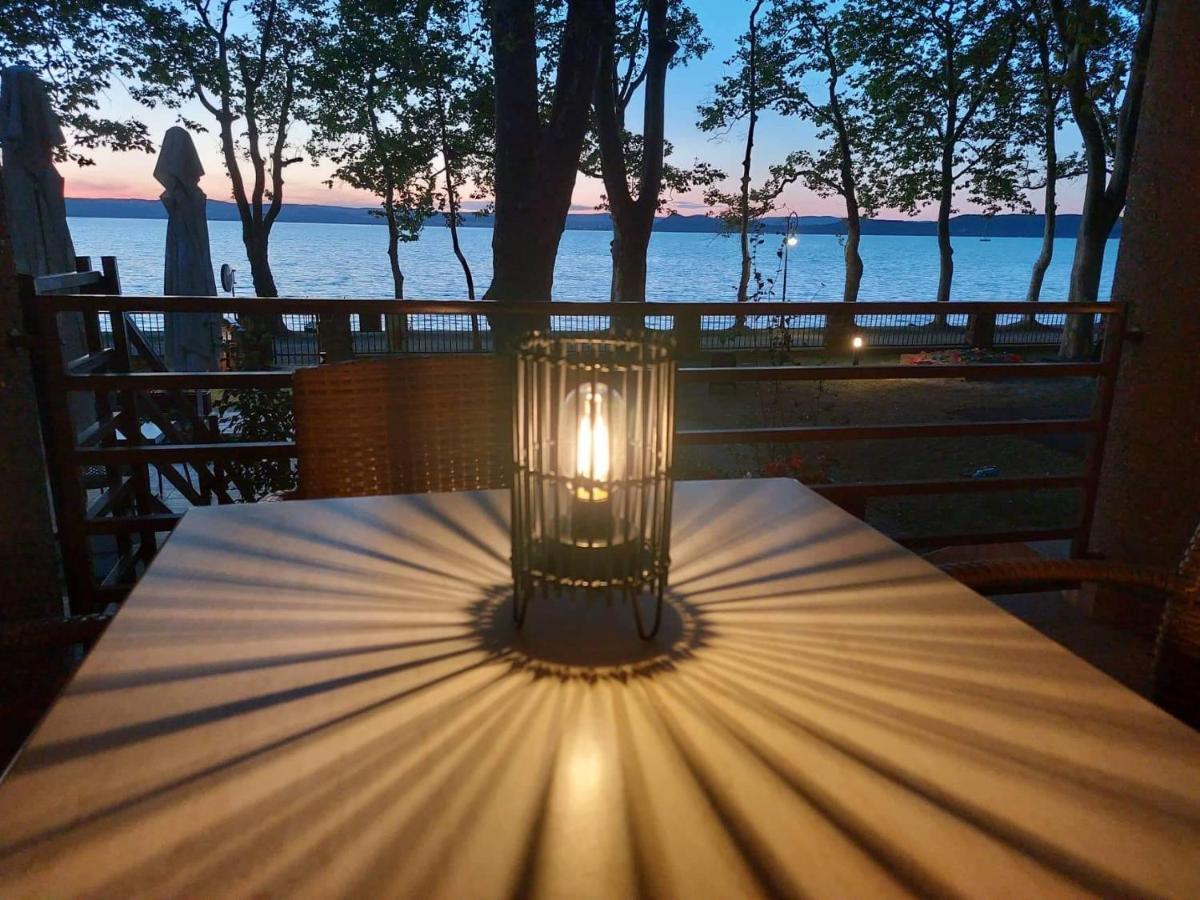 Bf Hotel Balatonfoldvar Bagian luar foto
